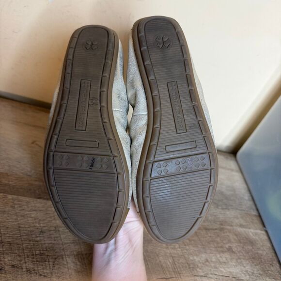 Naturalizer Urseli Gold Ballet Flats Metallic Cap Toe Women’s 8.5M - Picture 6 of 7